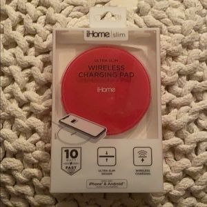 iHome wireless charging pad